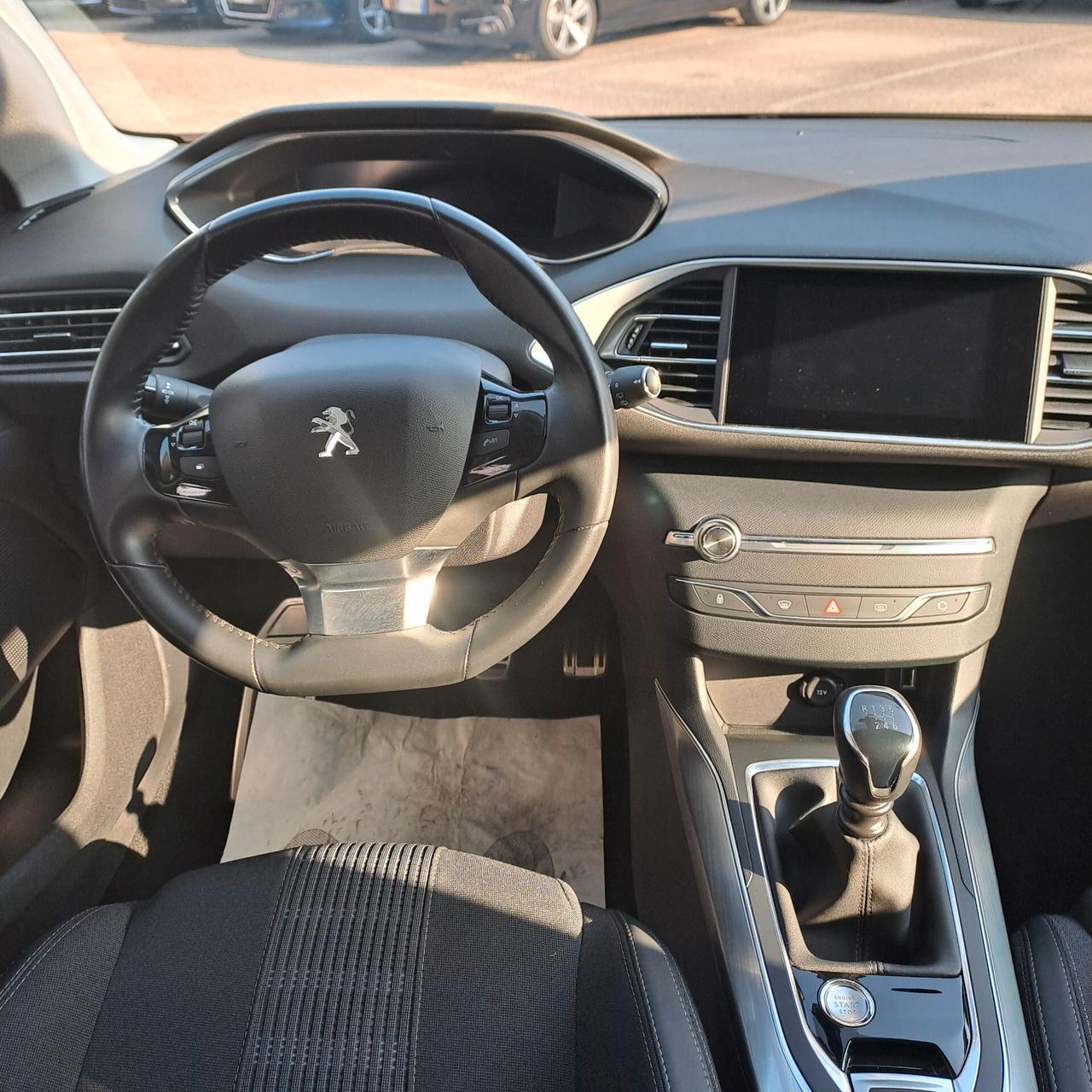 Peugeot 308 1.5 Bluehdi 130cv Allure Pack