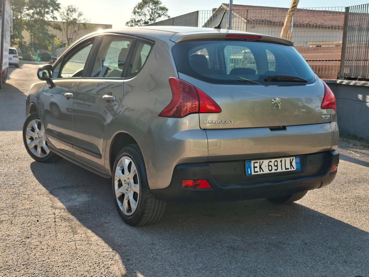 Peugeot 3008 1.6 HDi 112CV Business