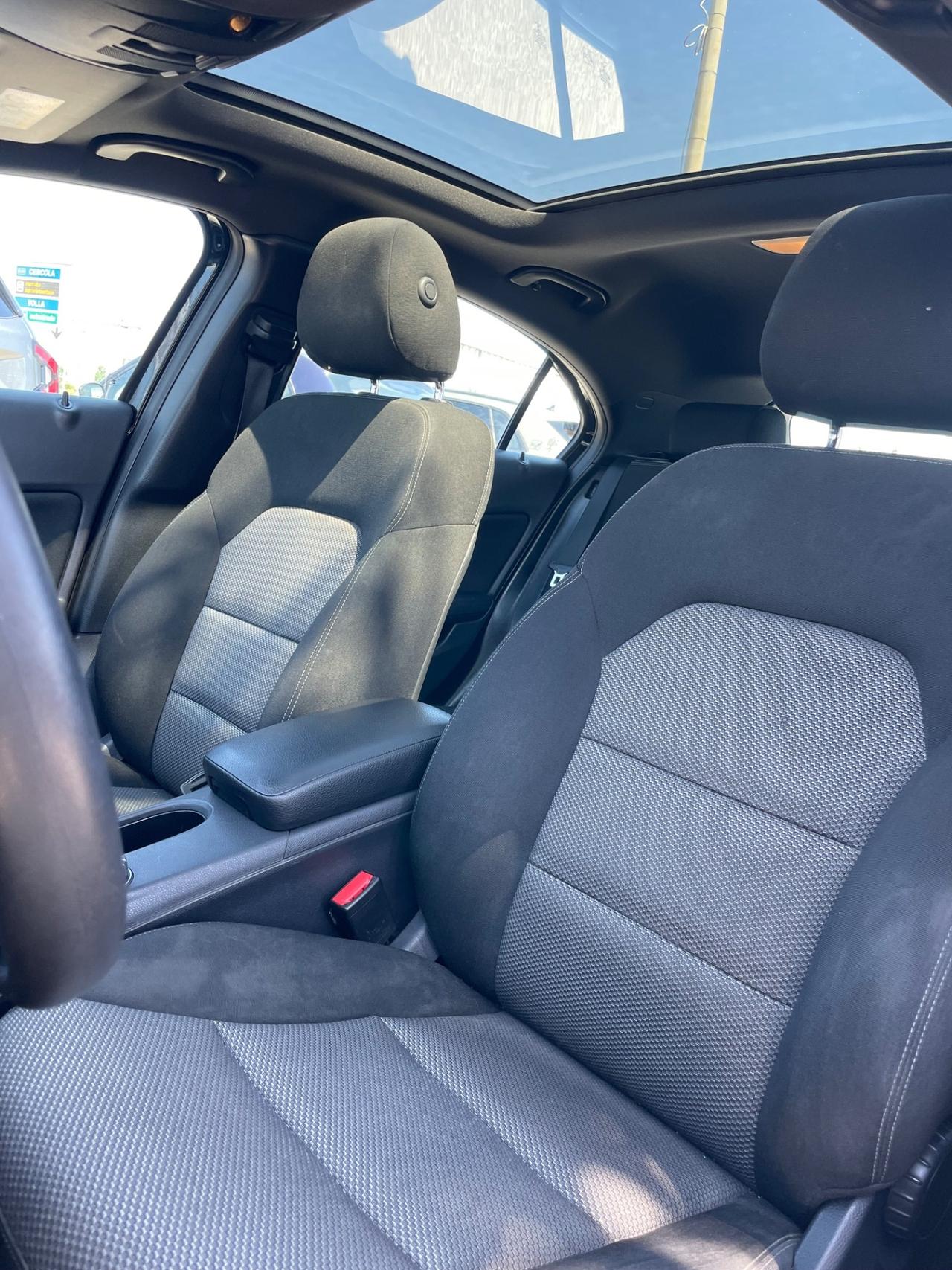 Mercedes-benz A 180 d Automatic a*f*f*a*r*e