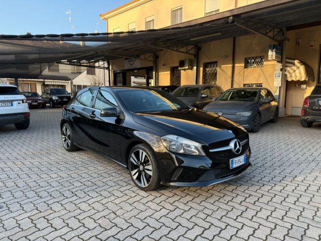 MERCEDES-BENZ A 180 d Automatic Premium OK NEOPATENTATI