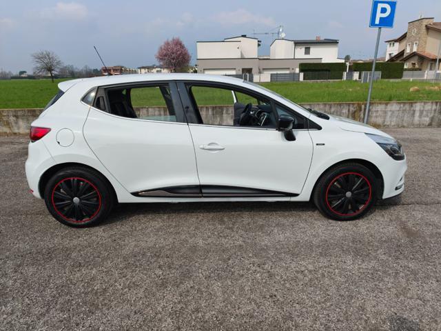 RENAULT Clio 1.2 Benzina ( KM 90.000 TAGLIANDATI )