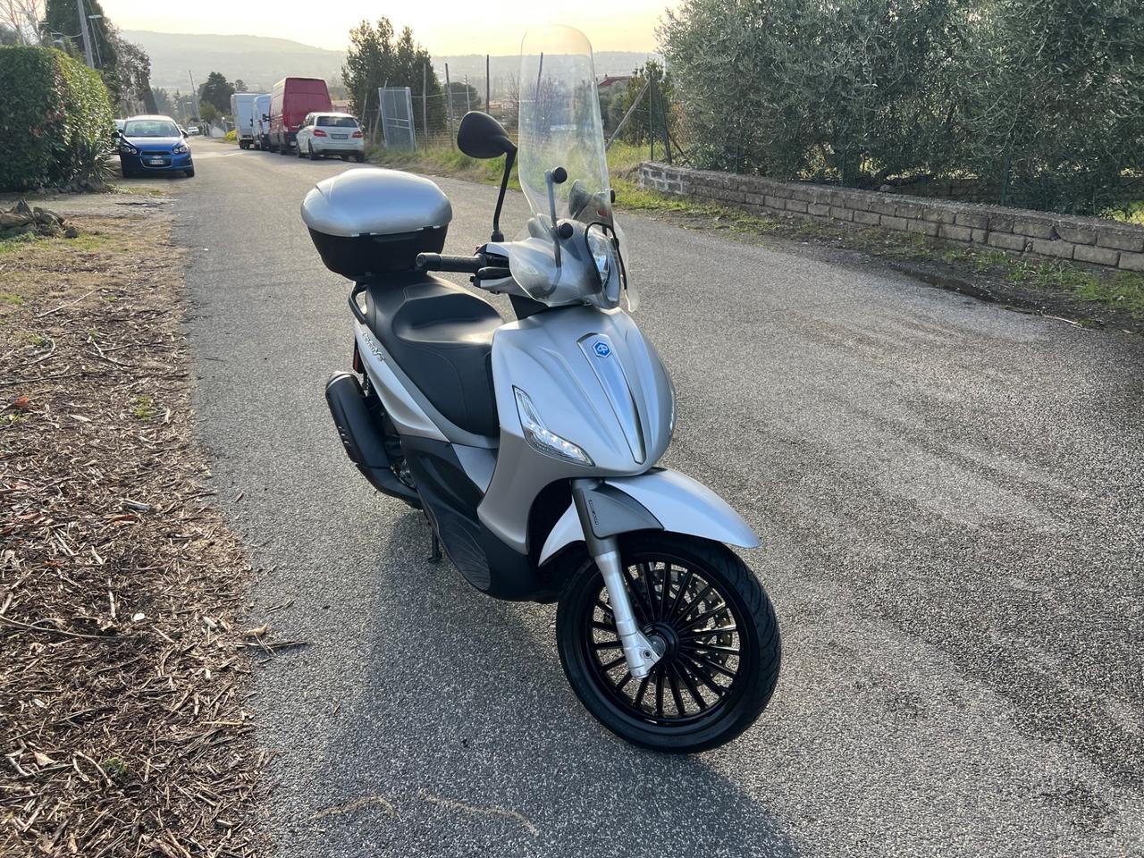 Piaggio Beverly 300