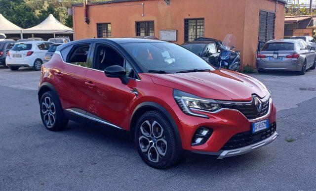 RENAULT Captur Plug-in Hybrid E-Tech Initiale Paris