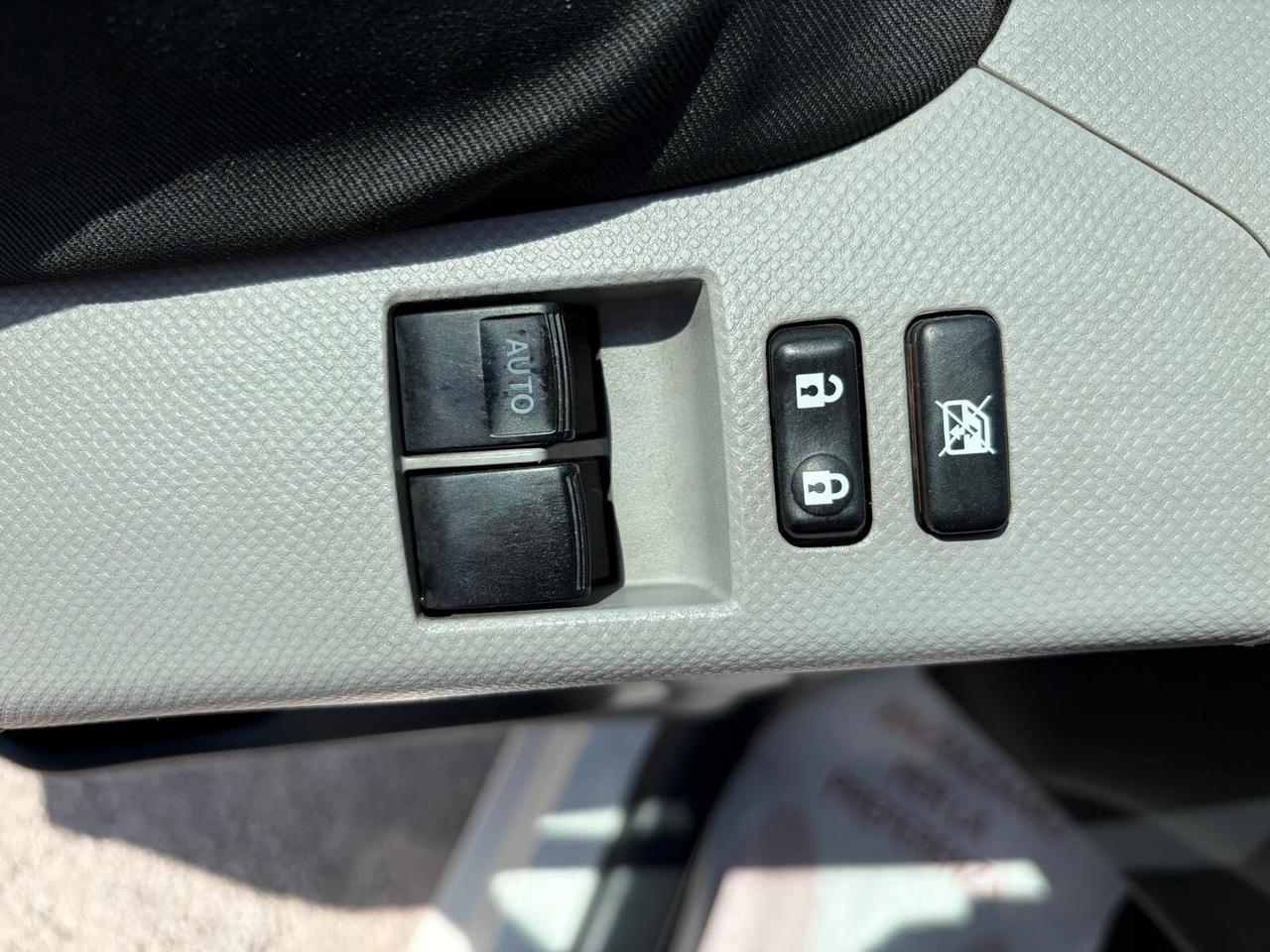 Toyota Yaris 1.0 COMPRESO PASSAGGIO&GARANZIA