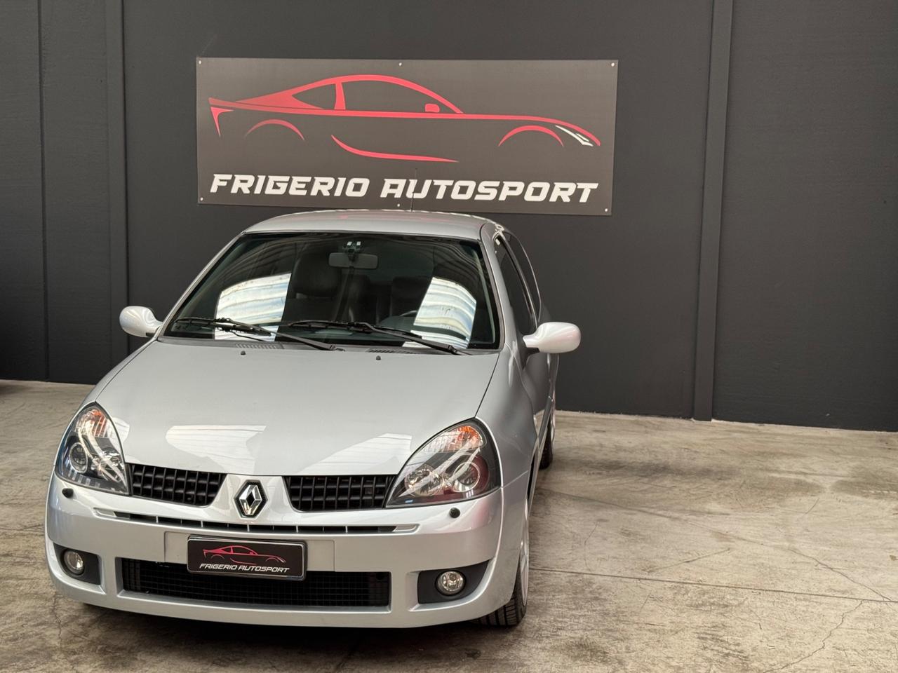 Renault Clio 2.0 16V cat 3 porte Sport