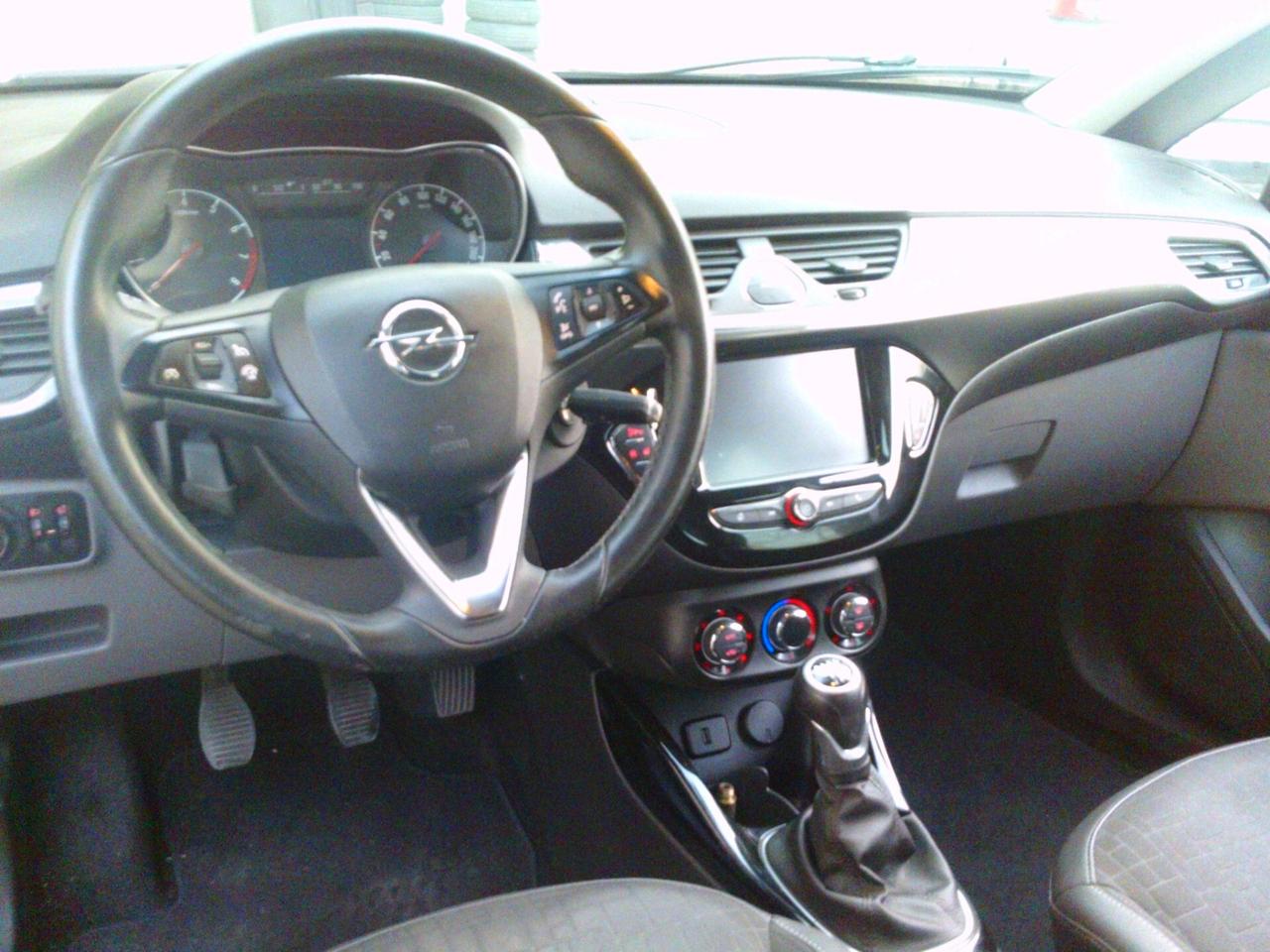 Opel Corsa 1.4 90CV GPL Tech 5 porte Cosmo