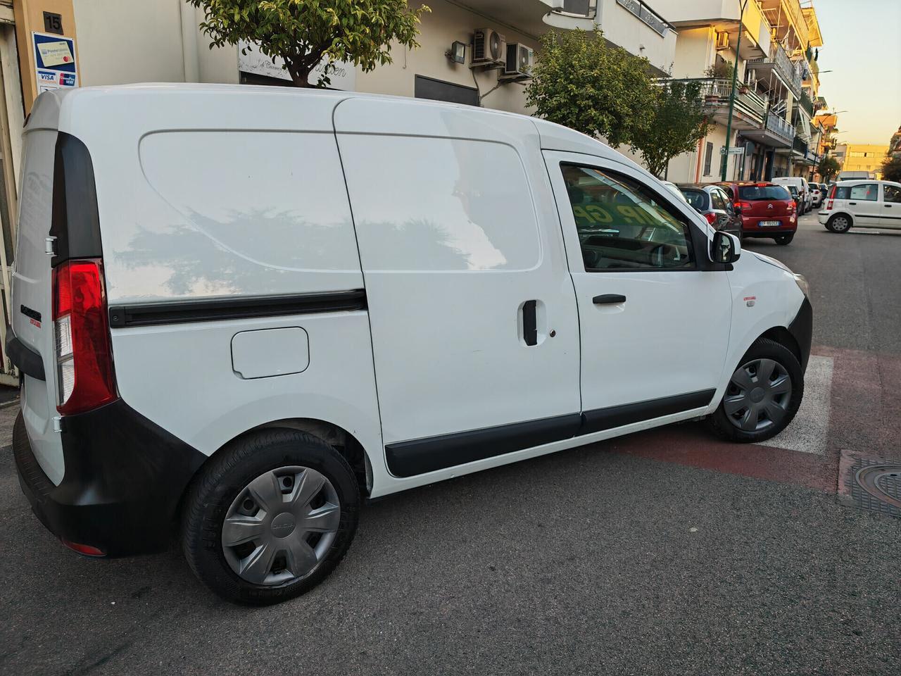 DACIA DOKKER 1.6 BENZINA GPL CV82 KW60