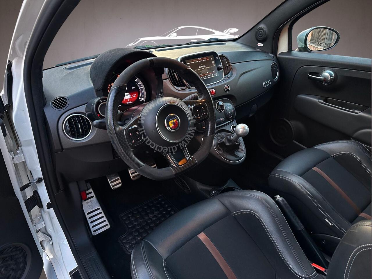 Abarth 695 1.4 Turbo T-Jet 180 CV 70° XENO NAVI SABELT UNIPRO