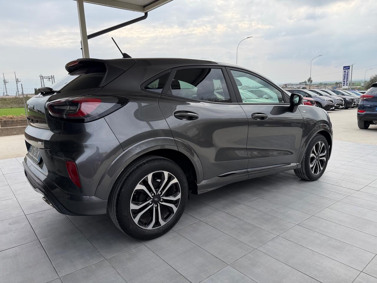 Ford Puma 1.0 EcoBoost Hybrid 125 CV S&S aut. ST-Line