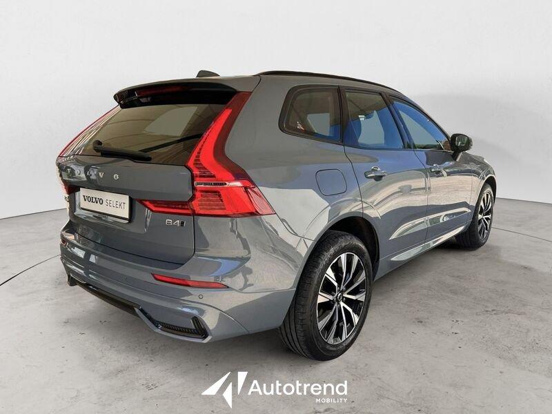 Volvo XC60 B4 197+14 CV AWD Mild Hybrid Automatico Plus Dark N1 Autocarro