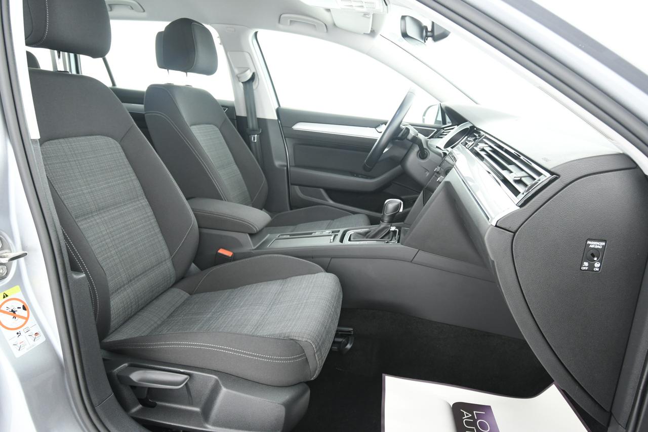 VOLKSWAGEN Passat Variant 2.0 tdi Business 150cv dsg ACC+APP CONNECT