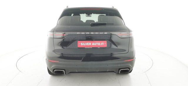 PORSCHE Cayenne 3.0 V6