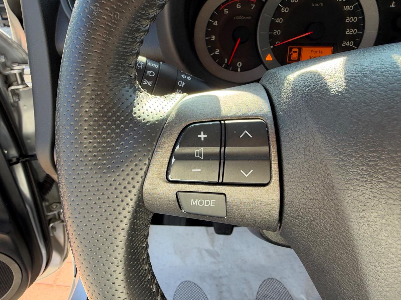 Toyota RAV 4 RAV4 2.2 D-4D 150 CV DPF Luxury