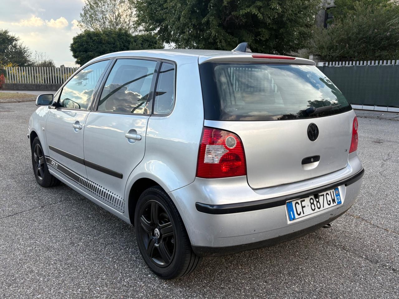 Volkswagen Polo 1.4 16V 75CV 5p. NEOPATENTATI