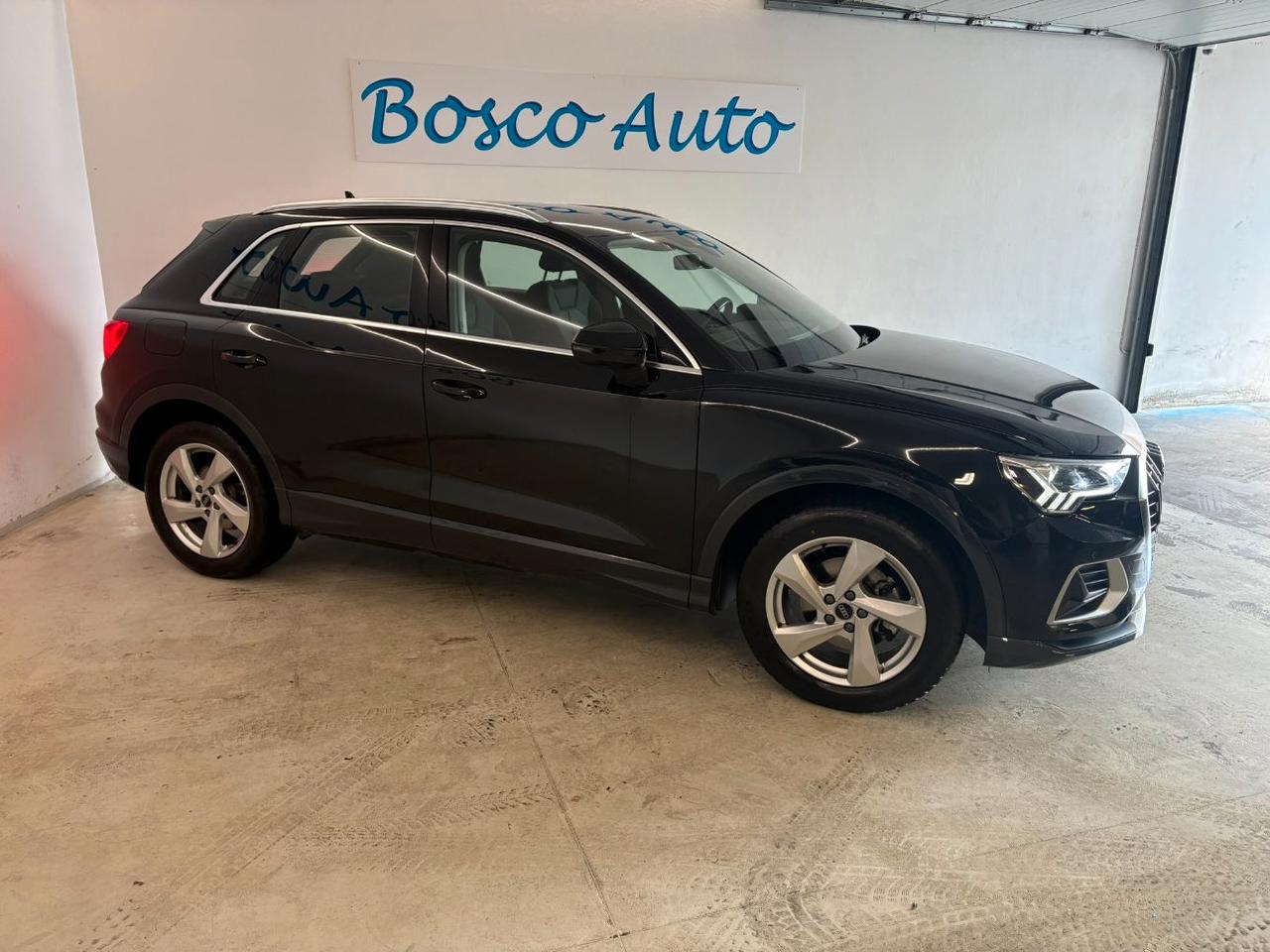 Audi Q3 35 2.0 tdi Business Advanced s-tronic