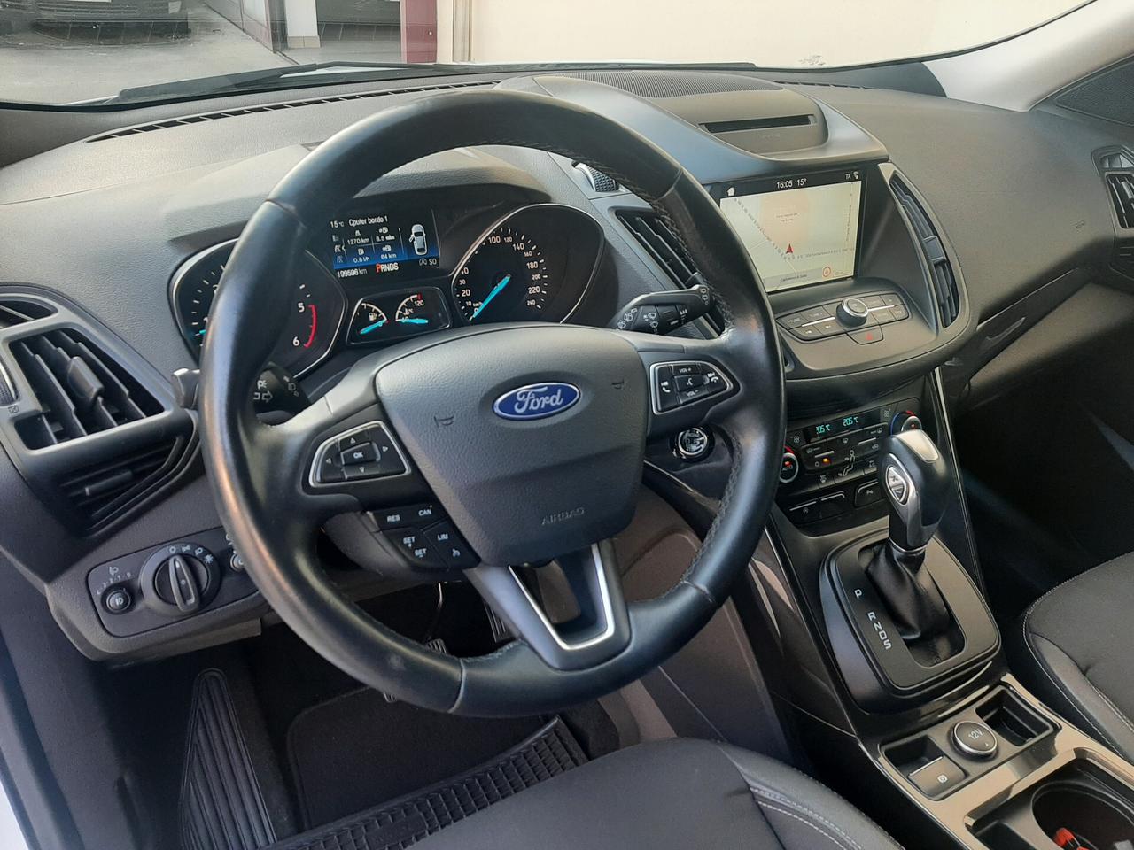 Ford Kuga 1.5 TDCI 120 CV 2WD Powershift Edition