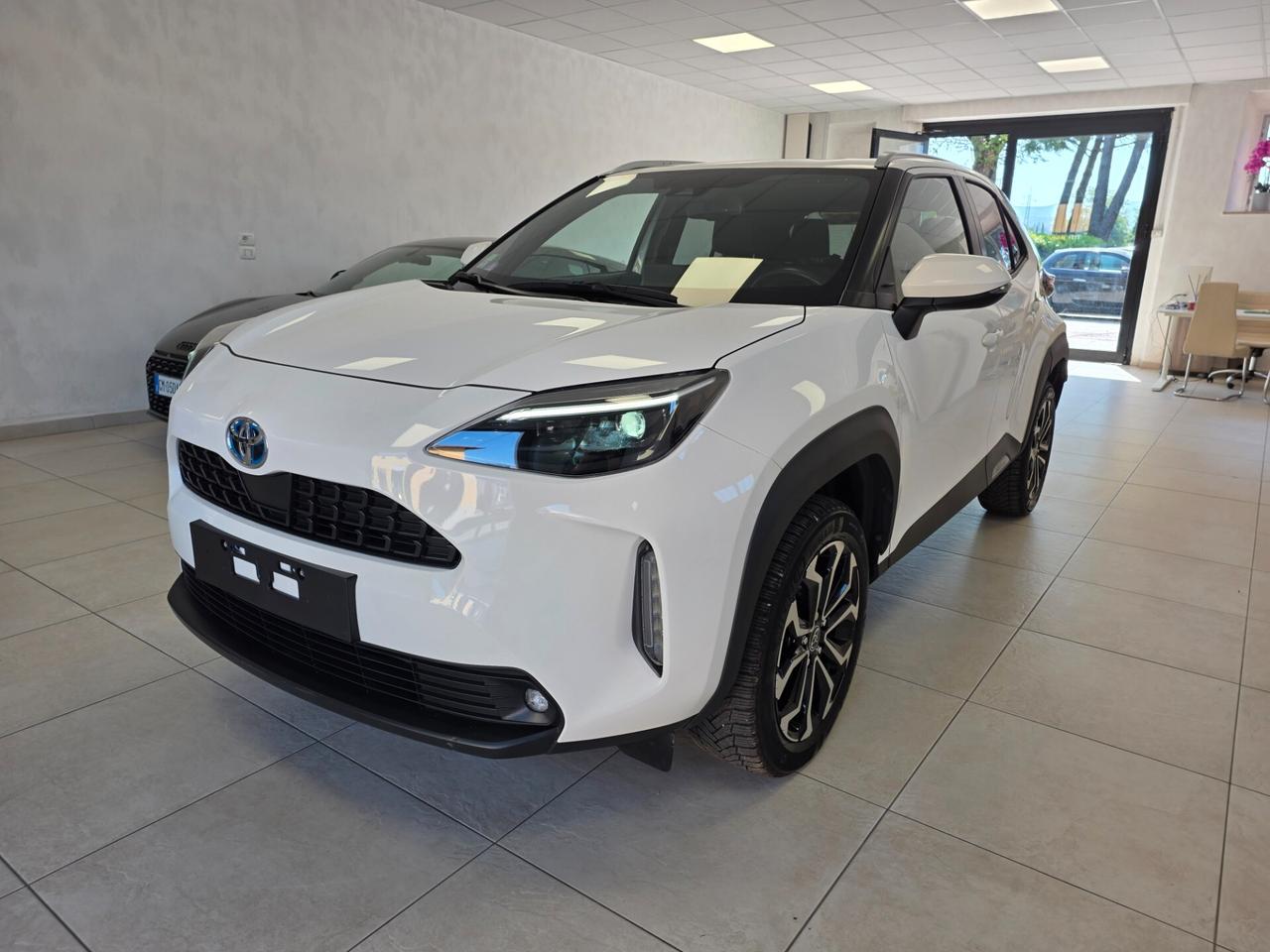 Toyota Yaris Cross 1.5 Hybrid 5p. E-CVT AWD-i Lounge
