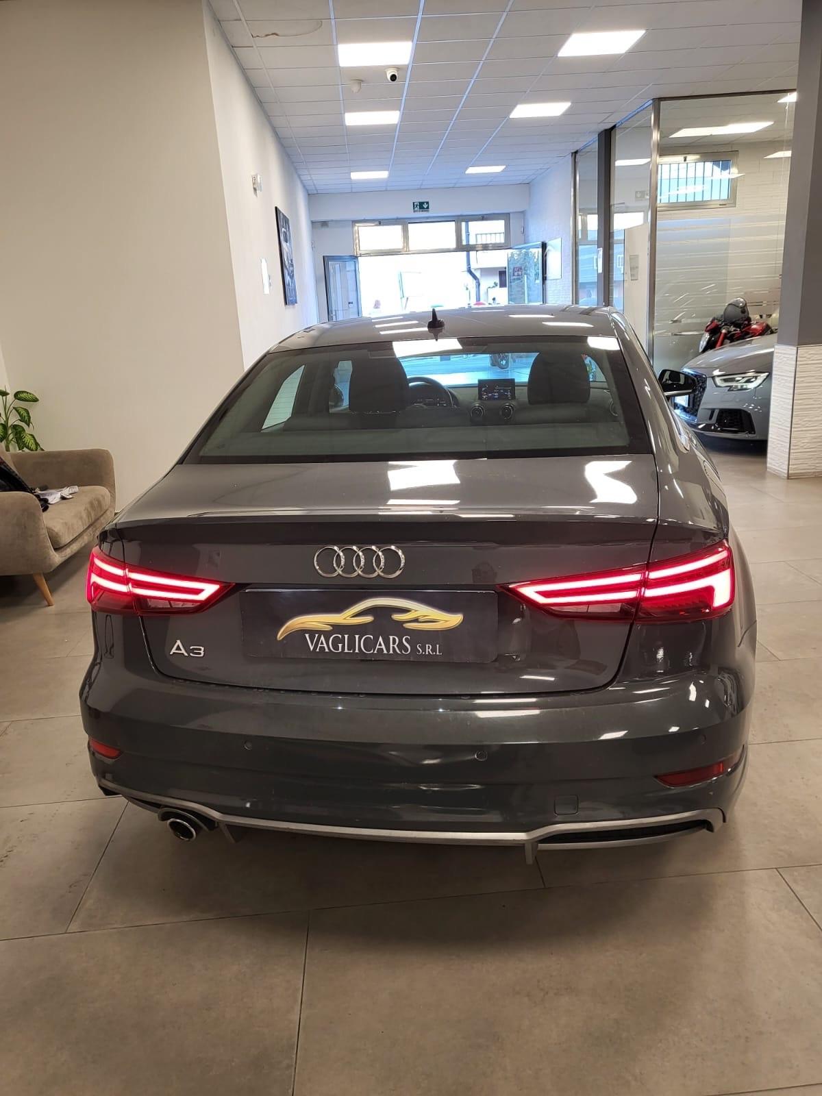 Audi A3 Sedan 30 TDI S tronic Design