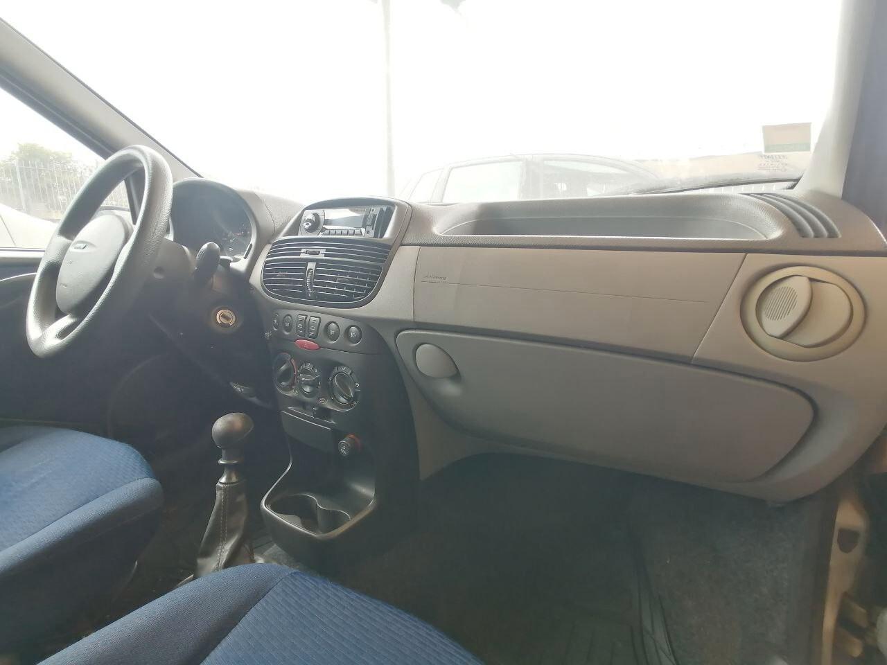 Fiat Punto 1.2i cat 5 porte ELX Unico Proprietario