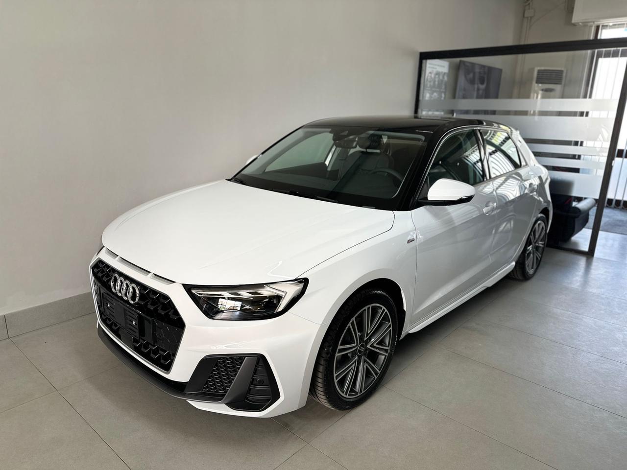Audi A1 SPB 30 TFSI S tronic line edition