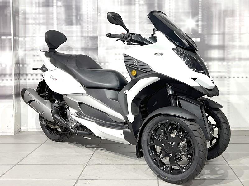 Quadro QV3