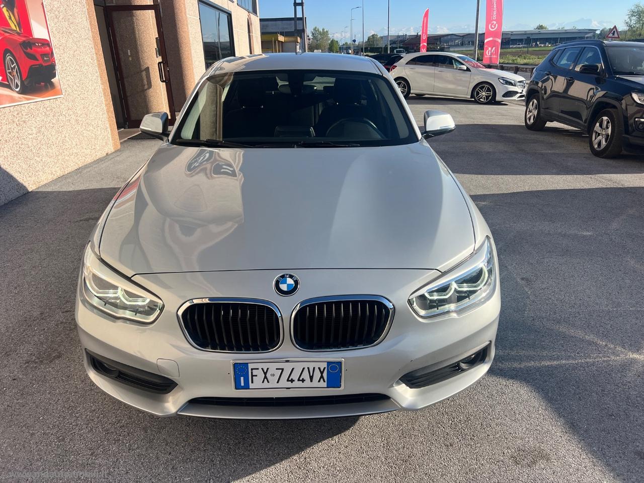BMW 118i 5p. AUTOMATICA LED NAVI STUPENDA