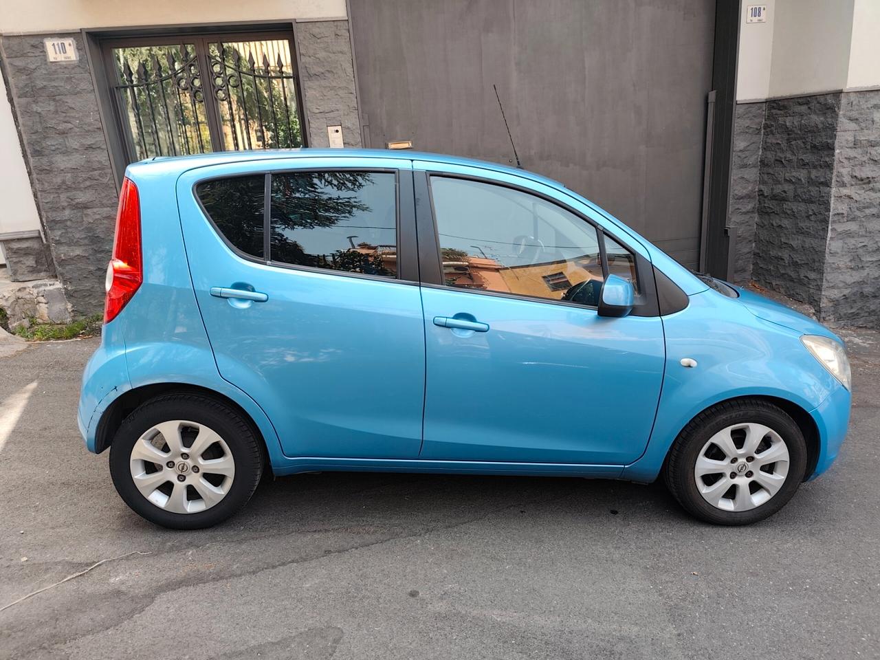 Opel Agila 1.2 16V 86CV Automatica da V et r i n a