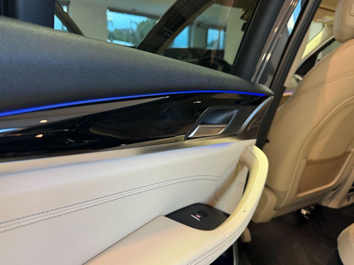 BMW X3 xDrive20d xLine Pelle Chiara Luci ambient