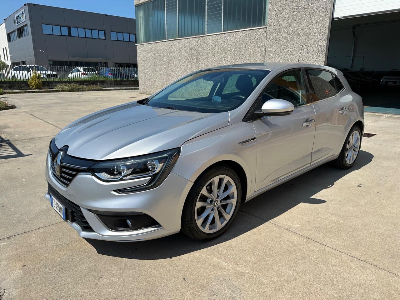 Renault Megane Mégane dCi 8V 110 CV EDC Energy Intens