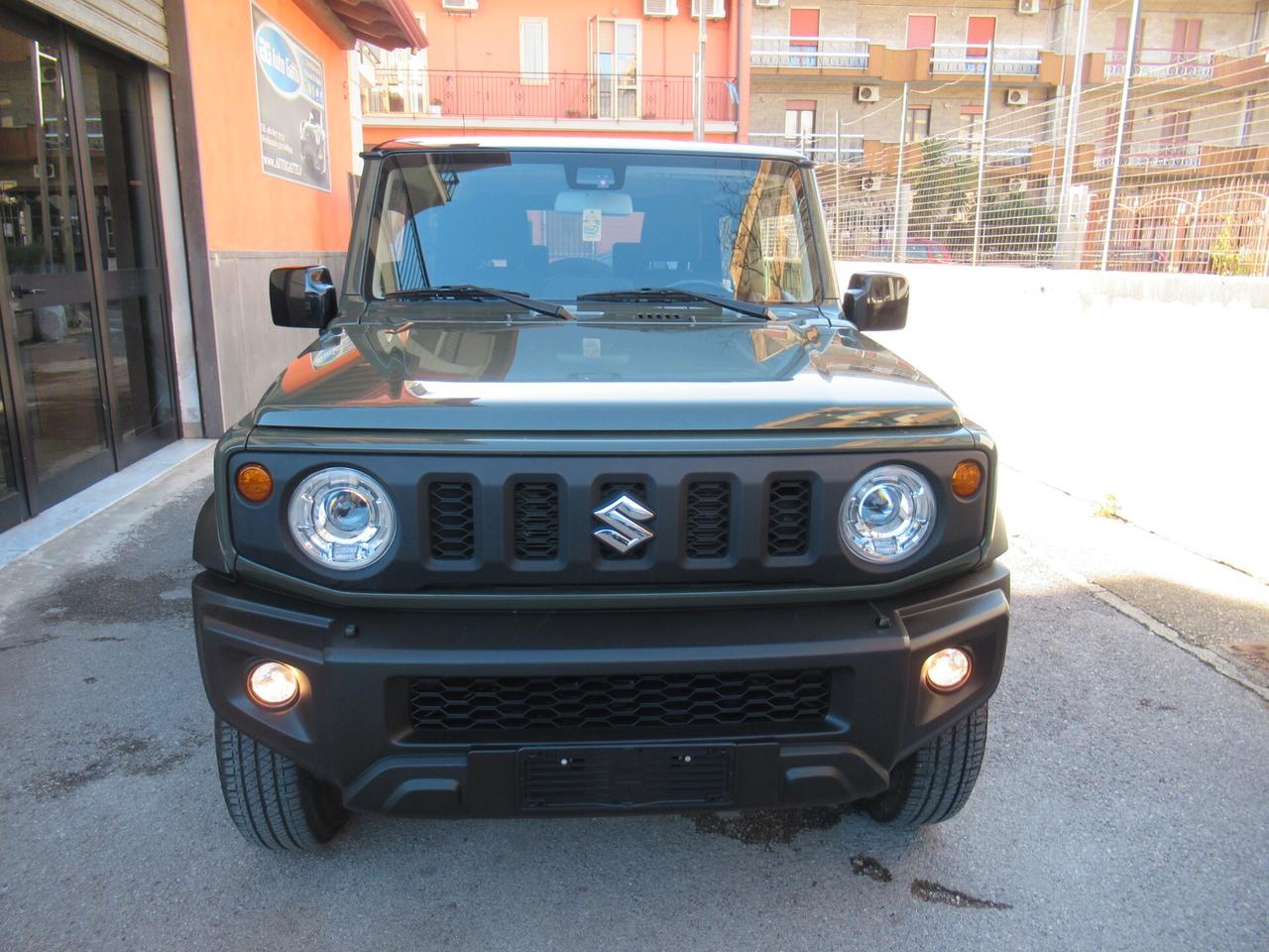 Suzuki Jimny 1.5 5MT Top