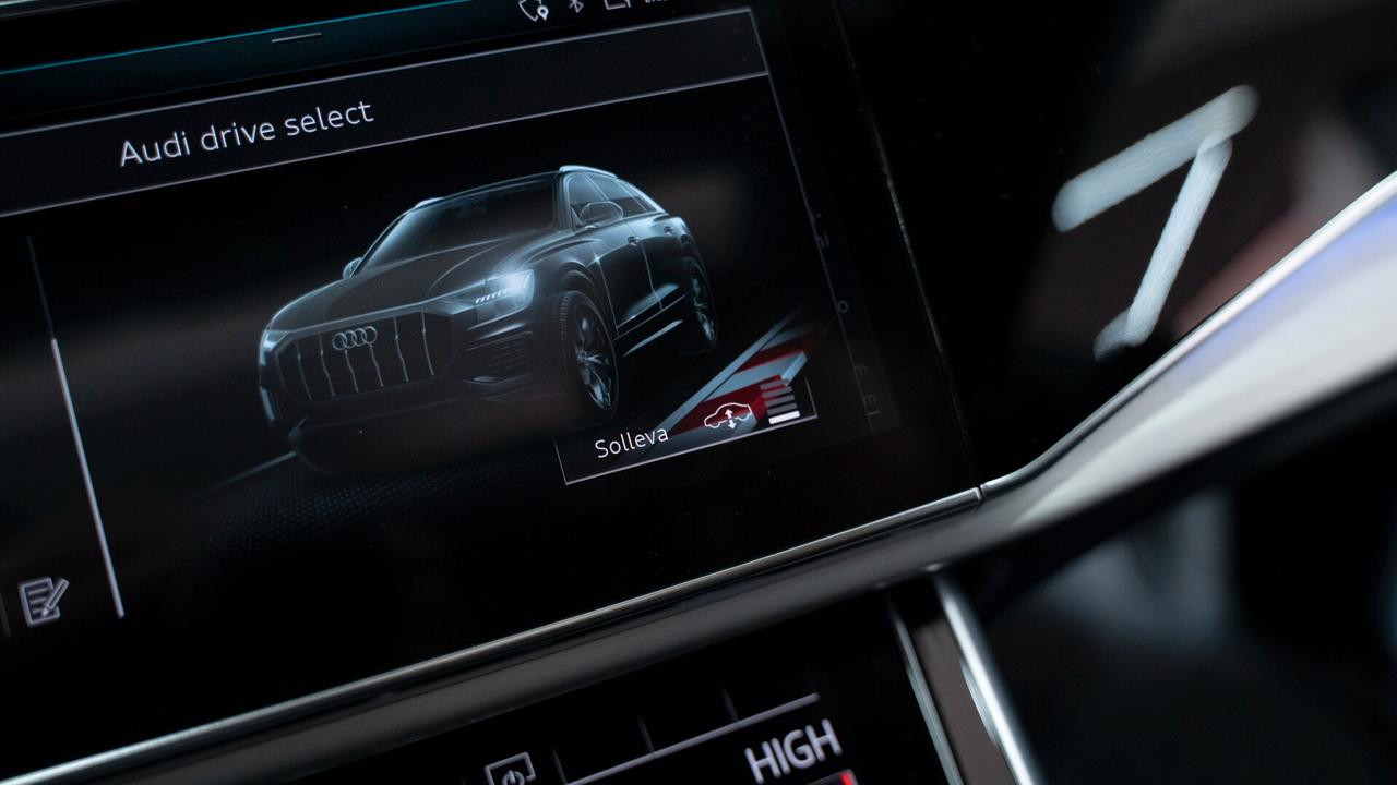 Audi Q8 50 3.0 TDI MHEV QUATTRO S LINE 22" TETTO SOSPENSIONI LUCI FULL OPTIONAL