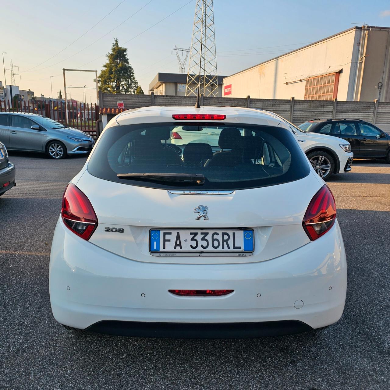 Peugeot 208 PureTech 82 5 porte Allure