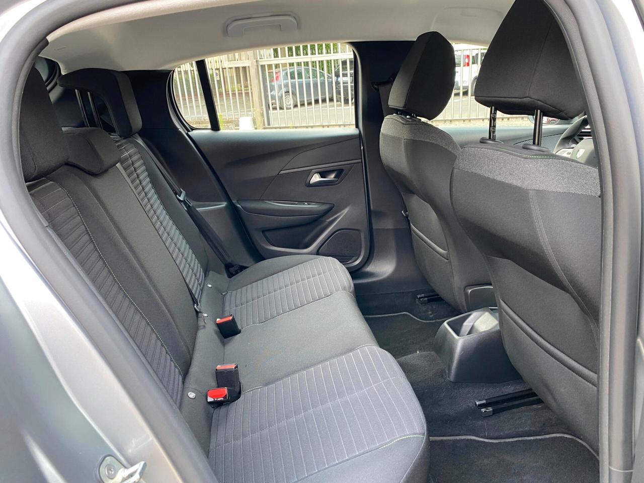 Peugeot 208 PureTech 75 KW 5 porte Active ok neopatentati