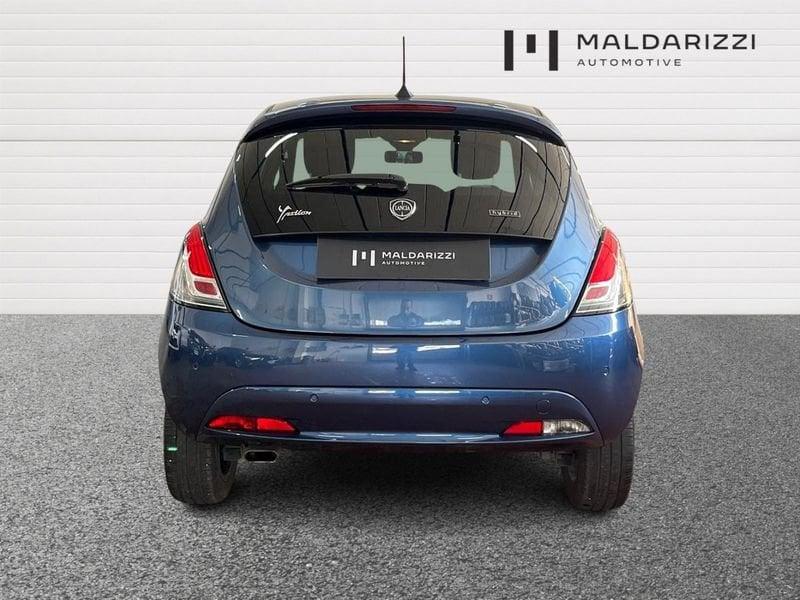 Lancia Ypsilon III 2021 1.0 firefly hybrid Gold Plus s&s 70cv
