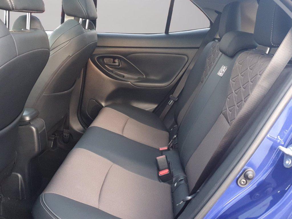 TOYOTA Yaris cross 1.5h lounge fwd 130cv e-cvt del 2024