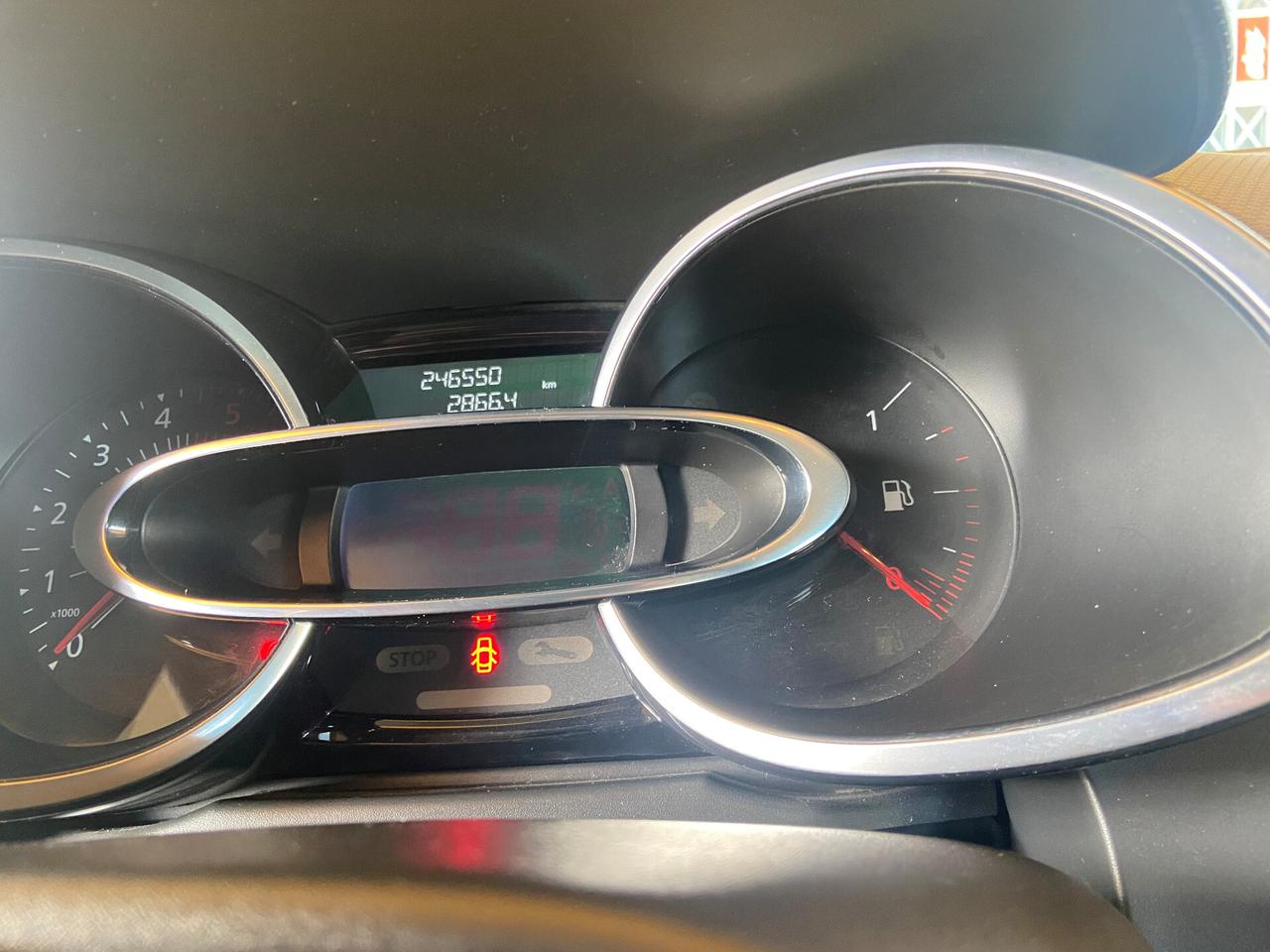 Renault Clio dCi 8V 90CV Start&Stop 5 porte NEOPATENTATI