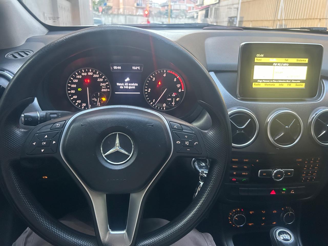 Mercedes-benz B 180 CDI BlueEFFICIENCY Executive