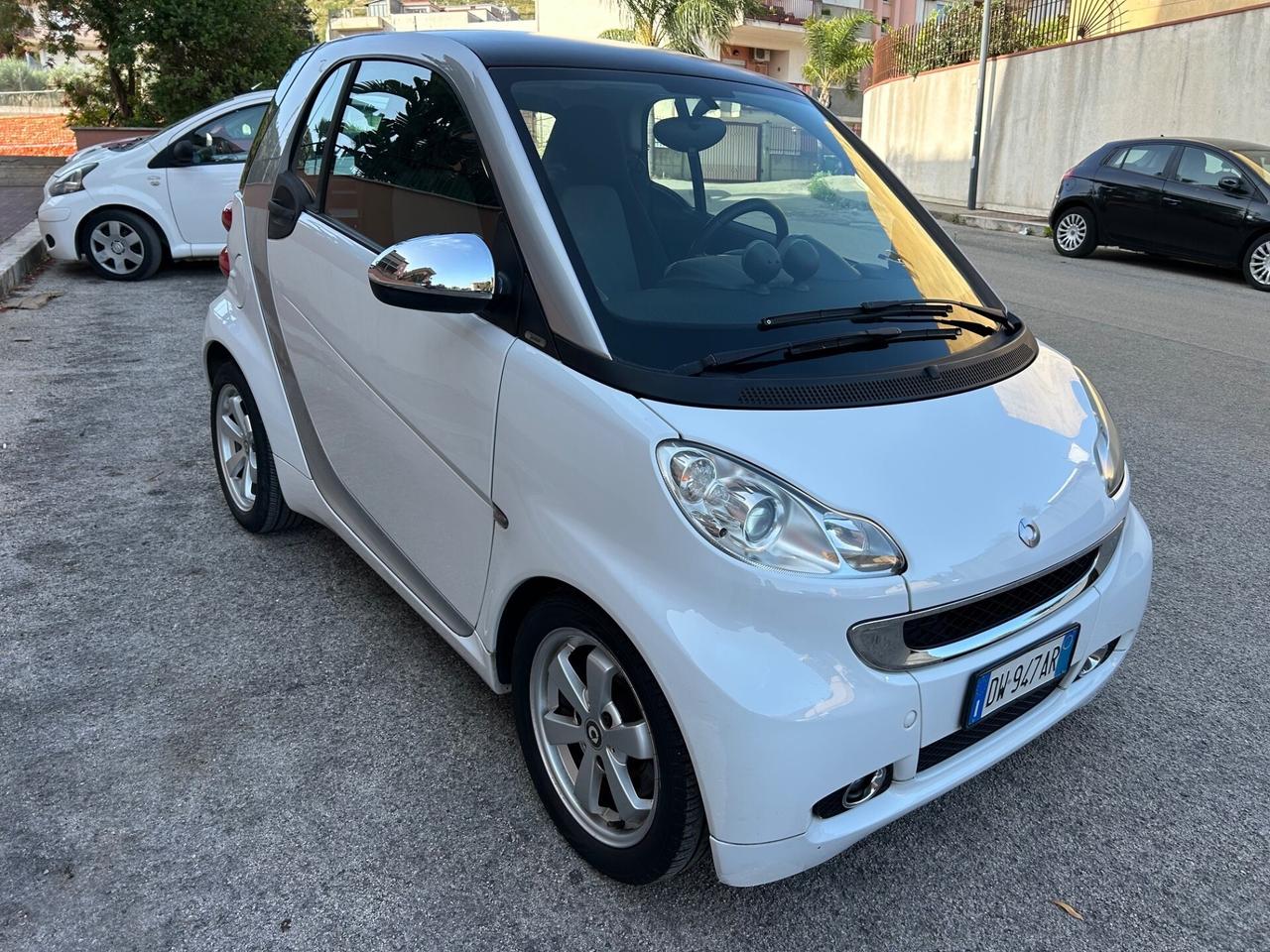 Smart ForTwo 1.0 benz ideale per neopatentati