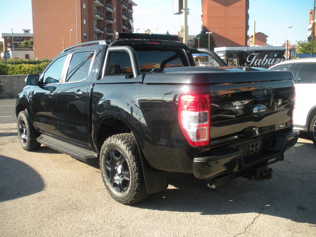 Ford Ranger 3.2 TDCi aut. DC Limited 5 posti PACK-BLACK