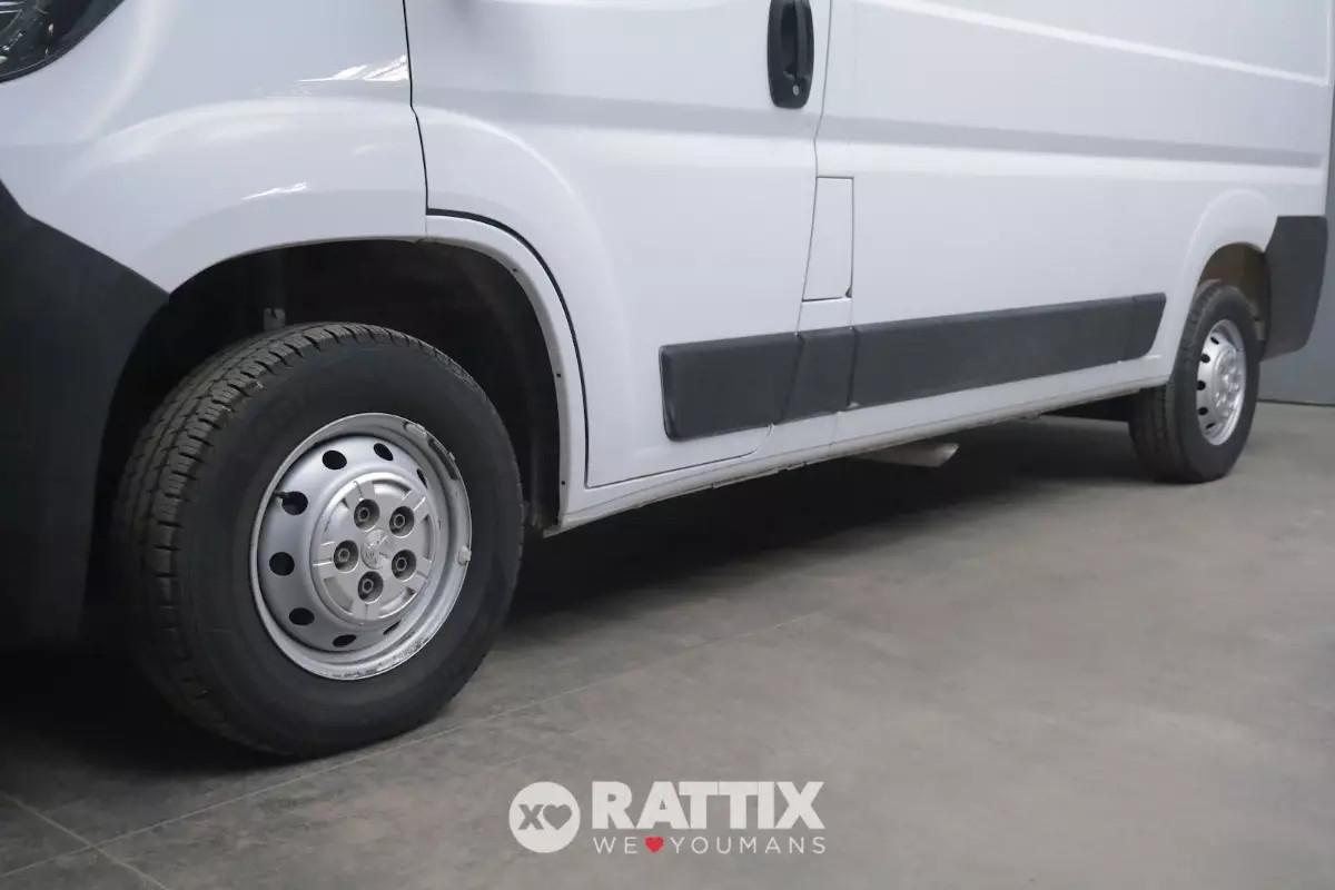 Peugeot Boxer 435 2.2 BlueHDI 140CV Affaire L2H2 N1 Autocarro (IVA ESCLUSA)