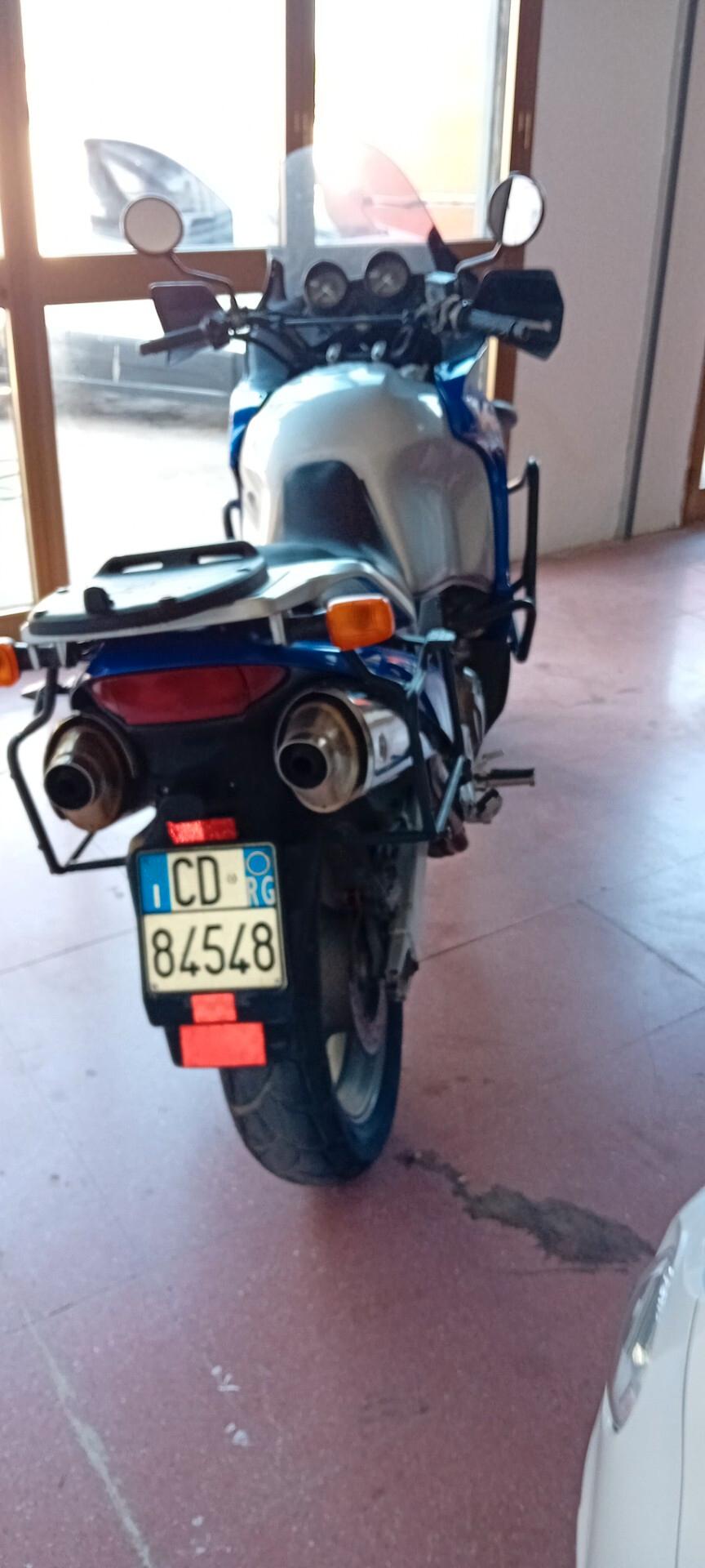 Honda Varadero 1000 tris valigie