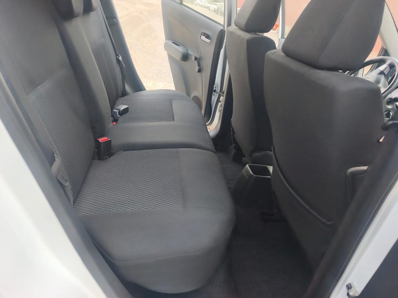 Suzuki Splash 2015---1.0 Benzina Neopatentati
