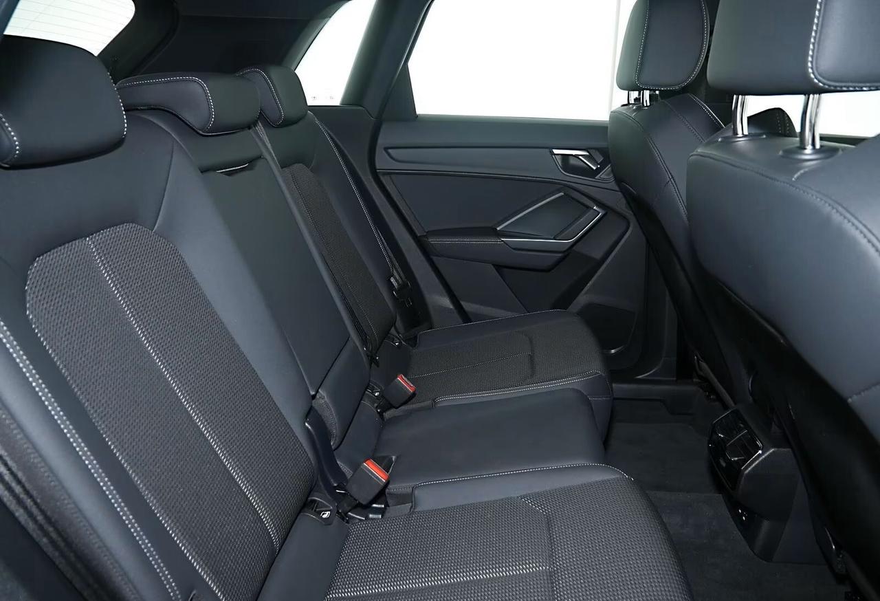 Audi Q3 35 TFSI S tronic line edition