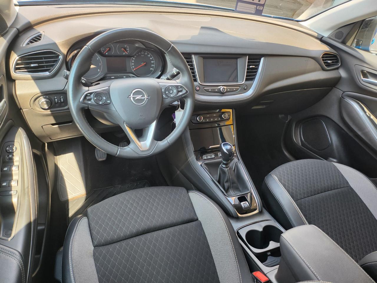 Opel Grandland X 1.5 diesel Ecotec Start&Stop Design Line