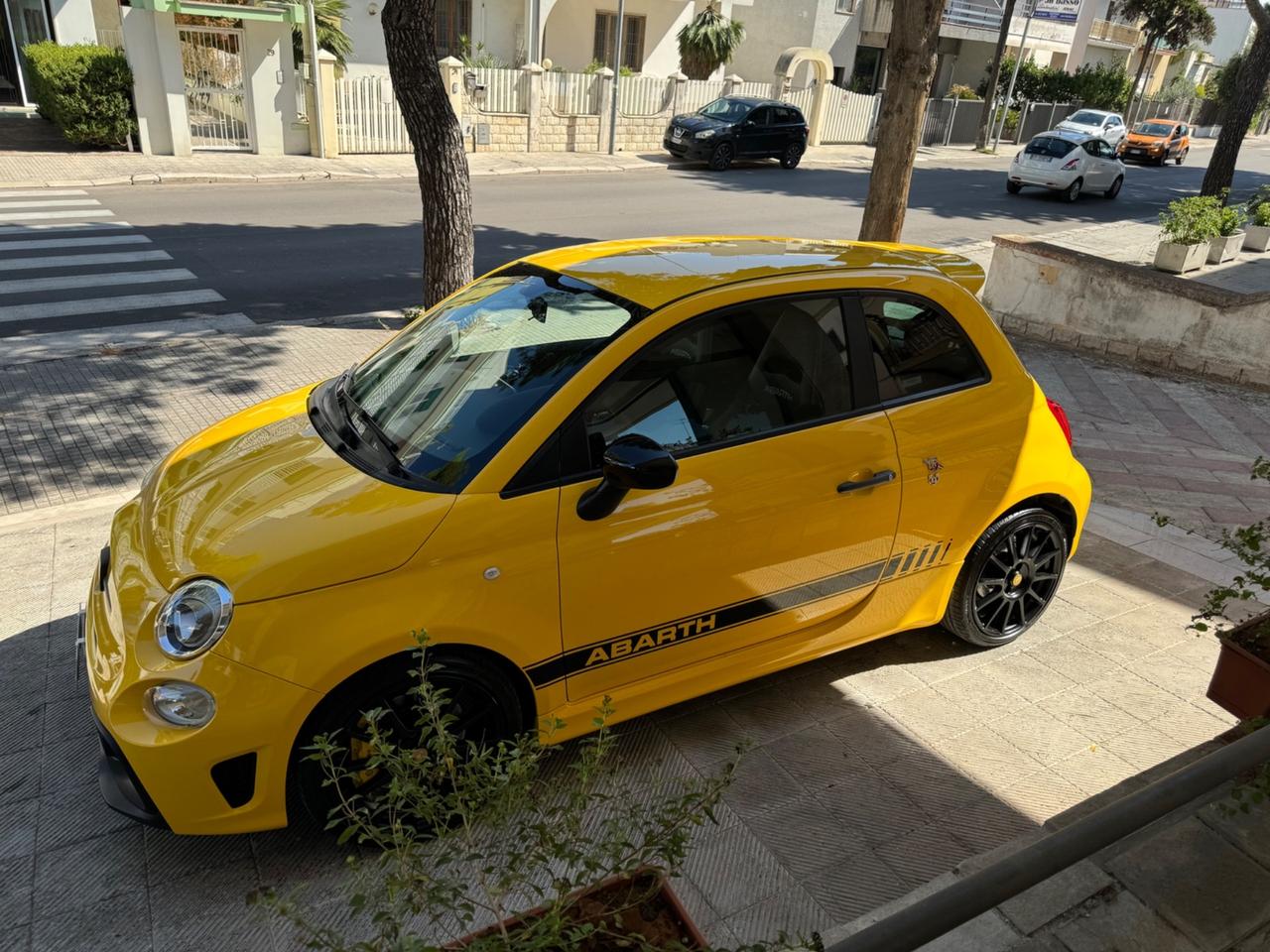 Abarth 595 1.4 Turbo T-Jet 180 CV Competizione