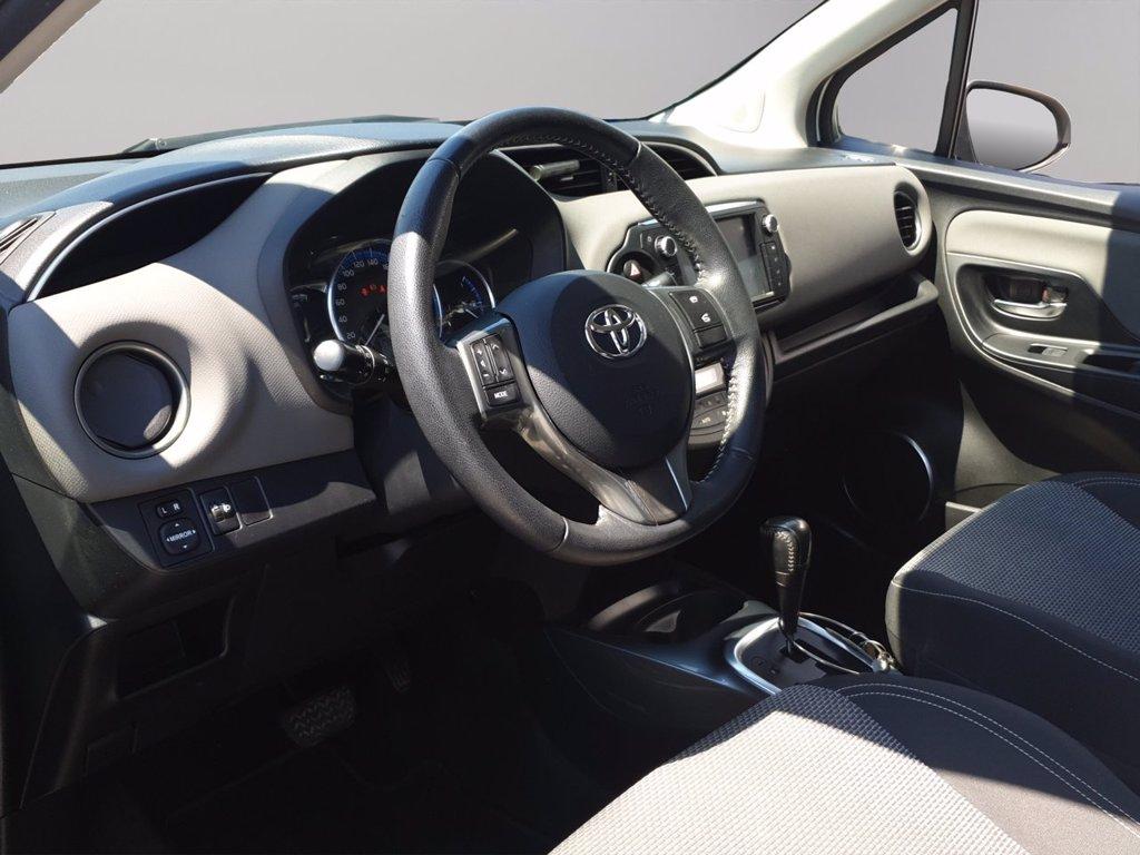TOYOTA 2015 Benzina Yaris III 5p 1.5h Active del 2015