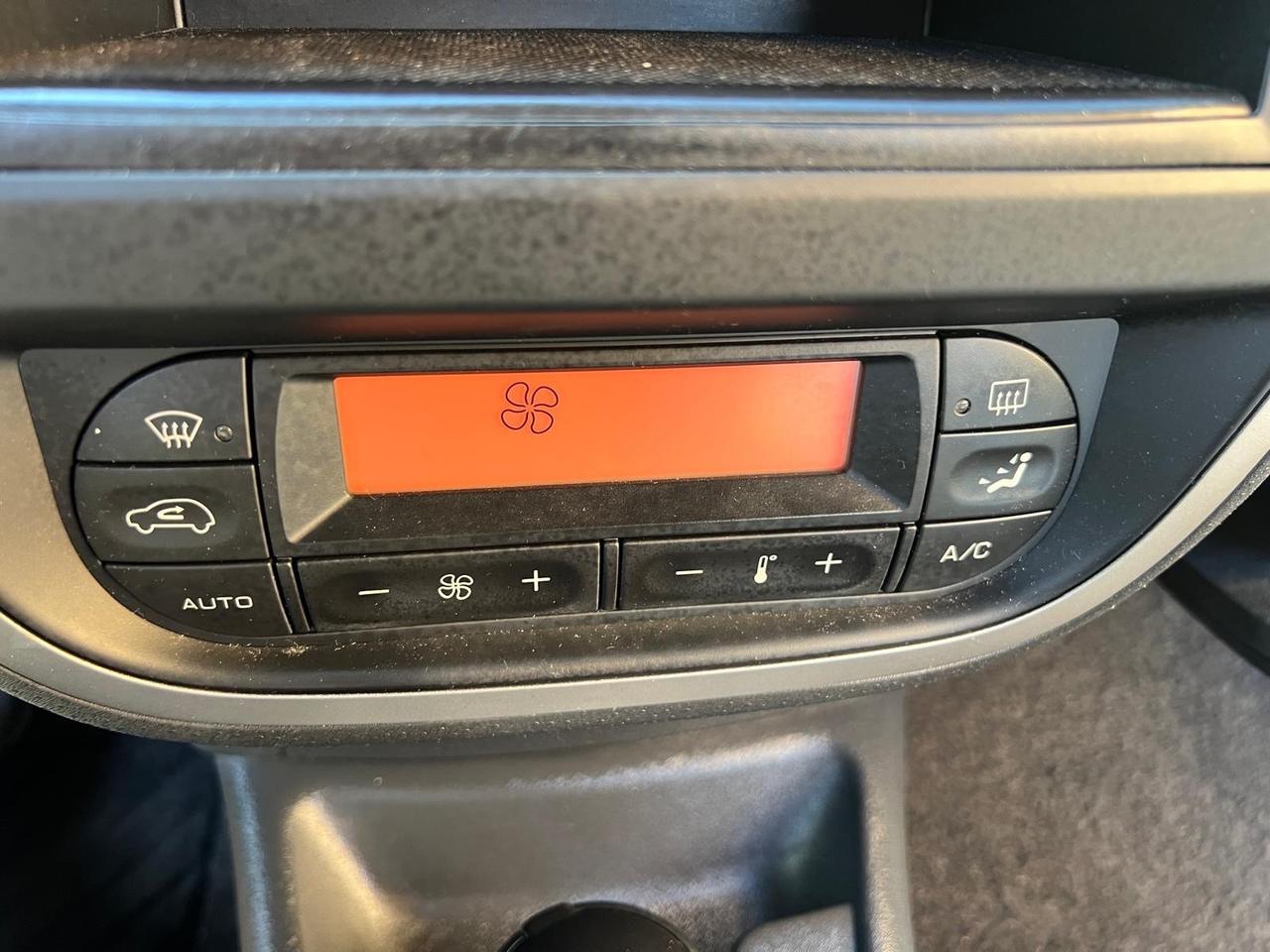 Citroen C3 1.4 HDi 70CV Cashmere