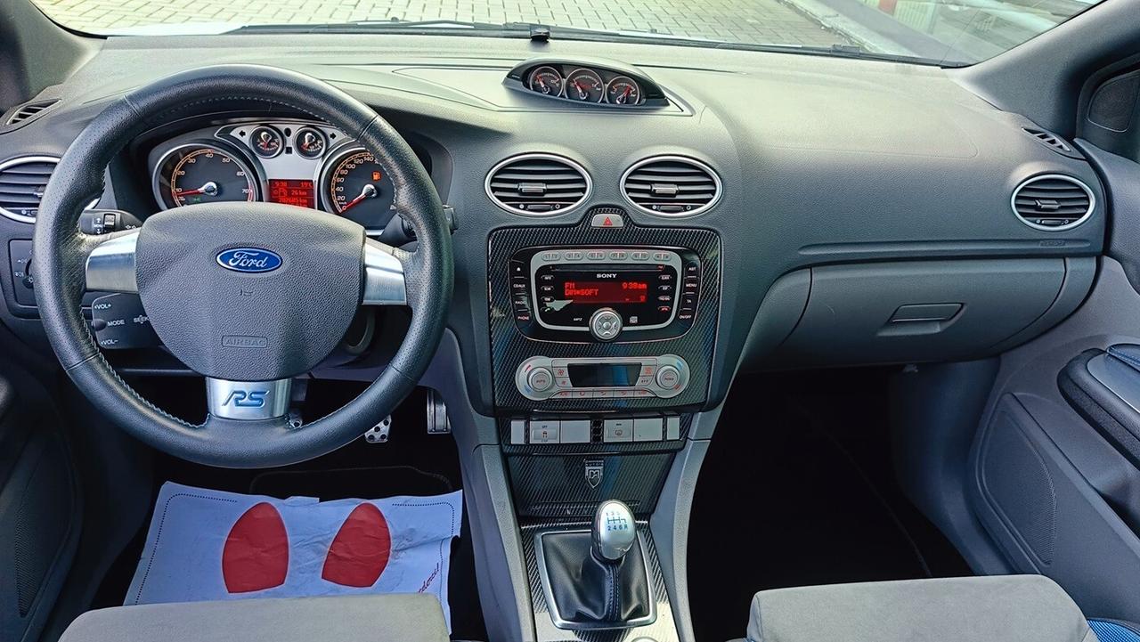 Ford Focus 2.5T (305CV) 3p. RS