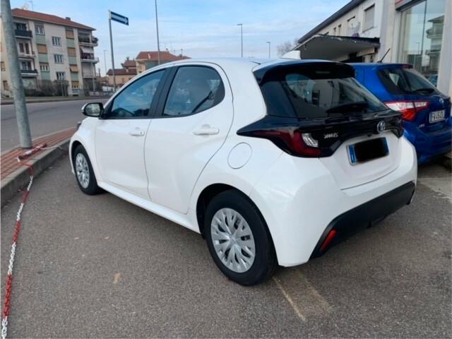Toyota Yaris 1.5 Hybrid Active AUTOMATICA