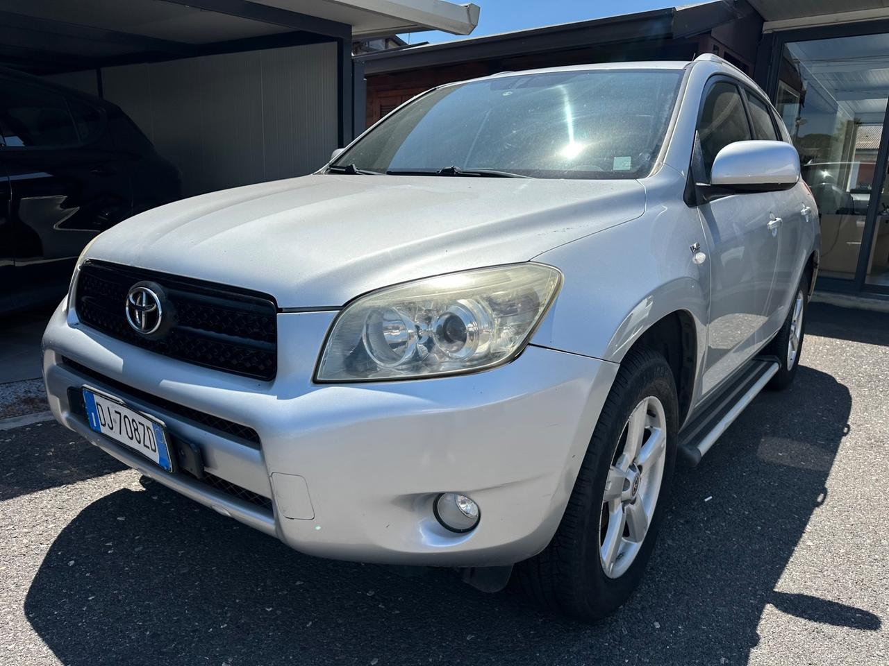 Toyota RAV 4 RAV4 2.2 D-4D 136 CV Luxury